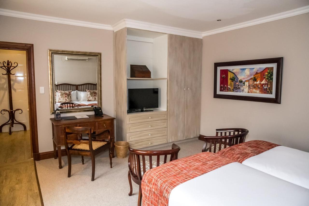 Madison Manor Boutique Hotel クニスナ エクステリア 写真