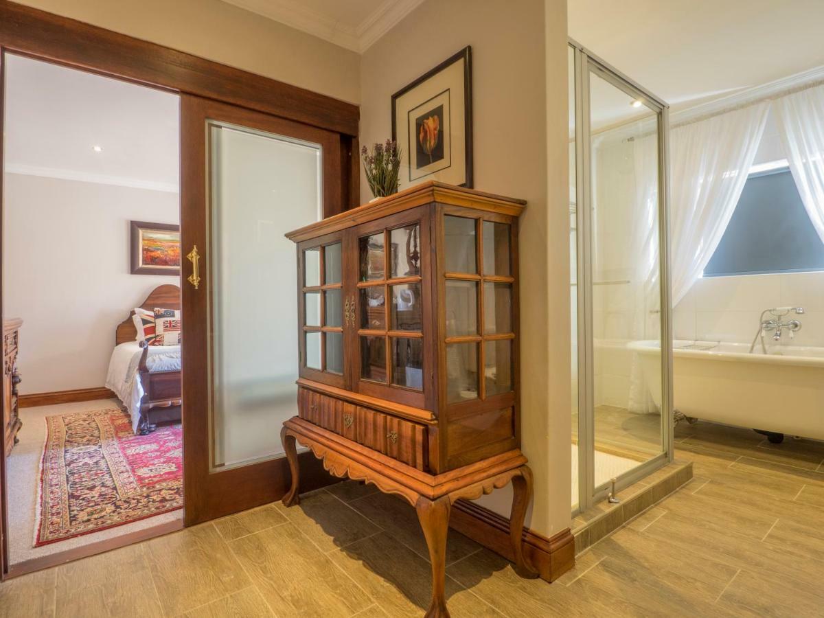 Madison Manor Boutique Hotel クニスナ エクステリア 写真